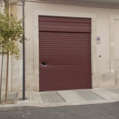 Esplosione al bancomat della Banca del Mezzogiorno, ladri in fuga a mani vuote