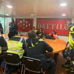 Briefing con i Volontari su Nave Dattilo Guardia Costiera Italiana