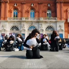 Flash mob Claudia Lerro a Bari