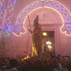 San Cataldo riscalda i cuori dei coratini