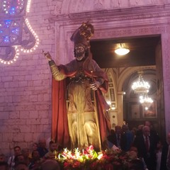 San Cataldo riscalda i cuori dei coratini