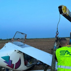 Incidente aereo fra Trani e Corato, operazioni di recupero dei velivoli