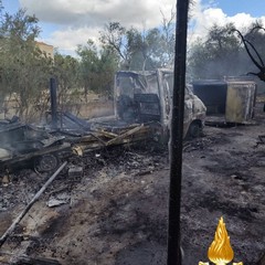 Incendio in villa abbandonata di Corato