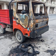 Incendio mezzo agricolo