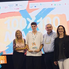 Tutte le foto dell'edizione 2025 di "100x100 Maturi"