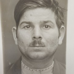 Dichiarato «sovversivo e antifascista» per un insulto al Re