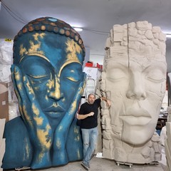 “Sangita”: la nuova opera d’arte che illumina Bisceglie