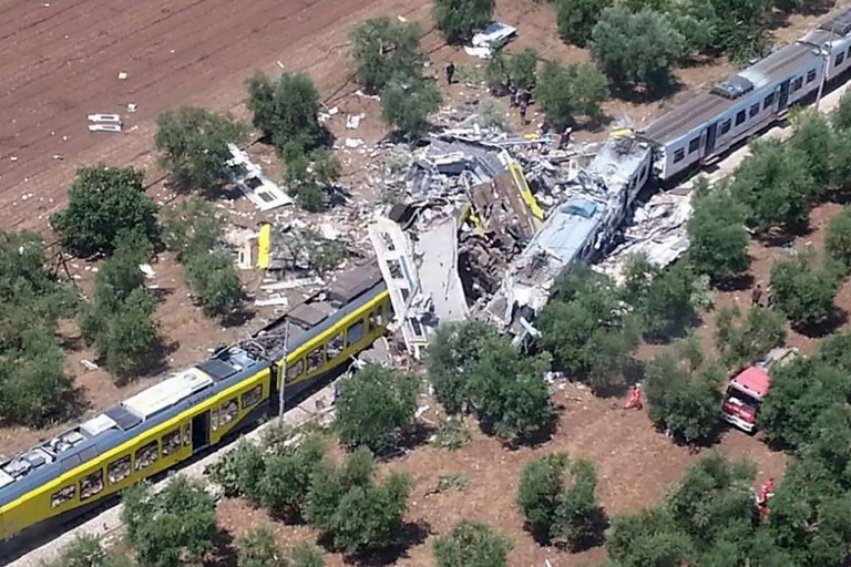 Una poesia di Franco Leone in memoria delle vittime della strage ferroviaria Andria-Corato