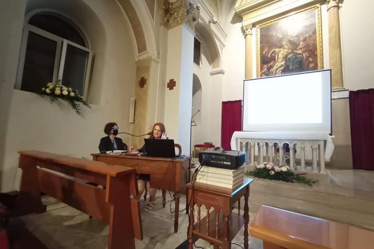 La dott.ssa Rita Mavelli con Maria Pia Sardano