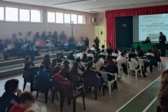 Bullismo e cyberbullismo: gli alunni della "Santarella" a lezione dai Carabinieri di Corato