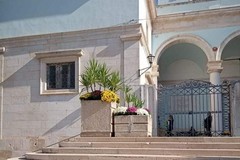 Ferragosto, cimitero di Corato chiuso nelle ore pomeridiane