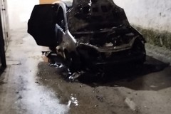Corato brucia ancora: Ford carbonizzata nella notte