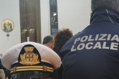 Incidente stradale in via Zanella: scooter rubato si scontra con auto, feriti tre minorenni