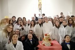 Cena della solidarietà  prezioso contributo degli studenti e docenti dell’IPC Tandoi