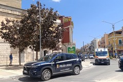 Grida d’aiuto da una casa: due passanti eroici evitano il peggio
