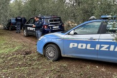 Spaccata ai danni del bar dell'IP, ritrovata l'auto rubata usata come ariete