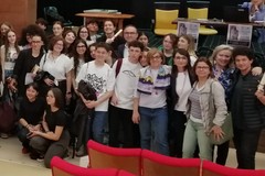 Il liceo Oriani trionfa al concorso "Cataldo Leone": un inno alla scrittura e al pensiero critico