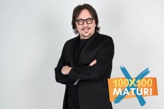 Marco Camisani Calzolari a Molfetta per 100x100 Maturi, «per capire l'AI serve partire dalla realtà»