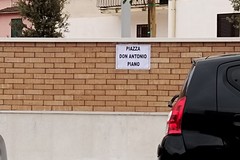 Dedicata a Don Antonio Piano la nuova piazzetta della "Cerasella"