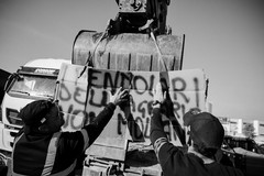 Corato cuore della protesta di lavoratori e studenti con la forza della pacatezza: gli scatti simbolo della manifestazione