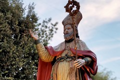 San Cataldo, la statua lignea del patrono torna a casa: la festa è finita