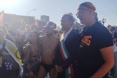 Bari Pride, le precisazioni di Polis Corato: «Non siamo omofobi, ma uso improprio del tricolore»