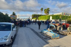 Proteste autotrasportatori in via Castel del Monte