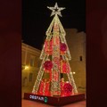 In Piazza Cesare Battisti ​si accende il grande albero 3D di ​Despar Centro-Sud