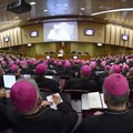 La Conferenza Episcopale Italiana contro il nuovo Decreto: «Viola libertà di culto»