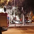 Auto in fiamme in Piazza Parini