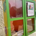 Vetri in frantumi per la Little Free Library di Corato