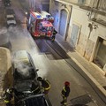 Notte di fuoco in via Verdi continua la scia di incendi di auto