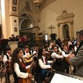 L'orchestra della Tattoli - De Gasperi emoziona con le  "Note e voci del Natale "