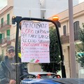 «Riprendiamoci la nostra dignità», a Corato il secondo maxi corteo in una settimana - FOTO