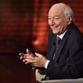 Addio a Piero Angela, icona senza tempo del garbo in tv