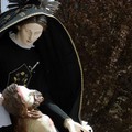 Nel giorno del silenzo, la Pietà in processione per le vie cittadine