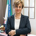 La comunità scolastica dell'I.T.E.T.  "Tannoia " abbraccia con affetto la dirigente scolastica Nunzia Tarantini