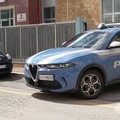 Sassi sui binari della stazione e danni ad una villa: denunciati tre ragazzini