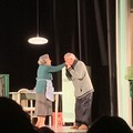 L'inno alla normalità di Alessandro Piva illumina la domenicale del Teatro Comunale