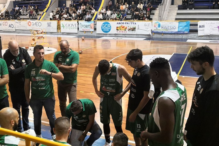 Basket Corato - Sconfitta a Pozzuoli