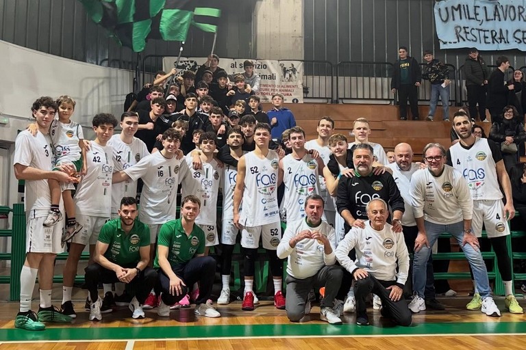 Fas Basket Corato la sua prima vittoria al PalaLosito