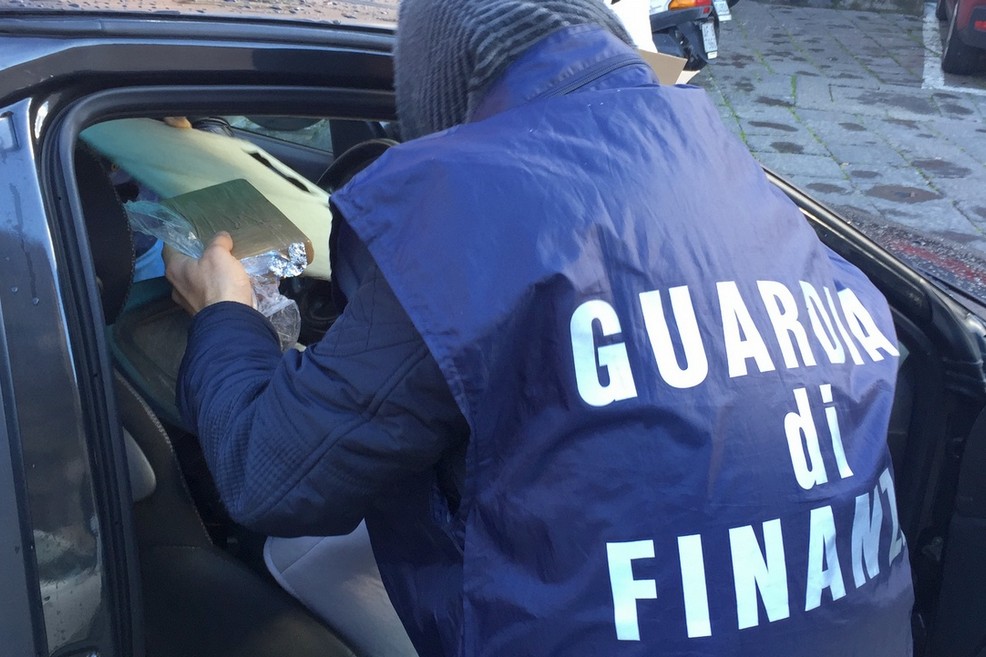 gUARDIA DI FINANZA