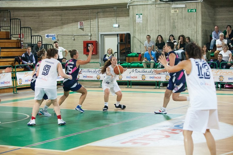 NMC femminile