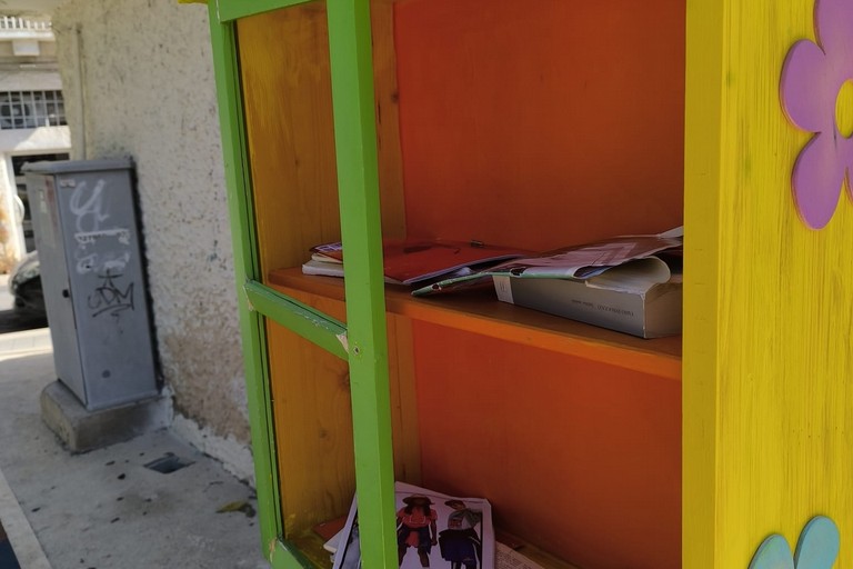 Libreria vandalizzata a Corato