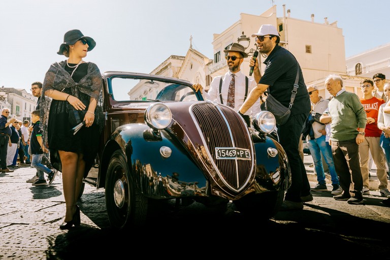 Moda al volante corato