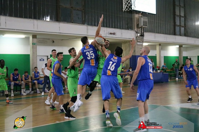 Basket Corato. <span>Foto Nicola Altieri</span>