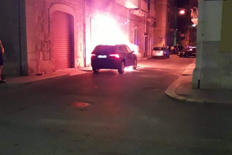 Incendio auto