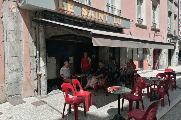 Rue Saint Luarent a Grenoble
