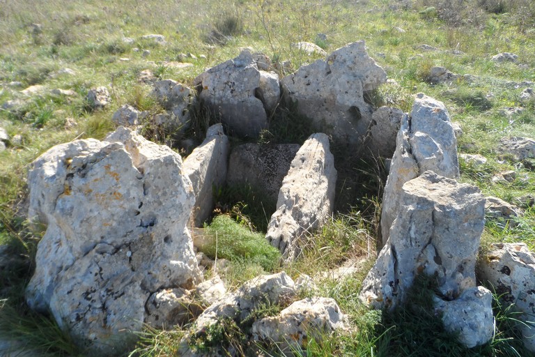 Necropoli di San Magno