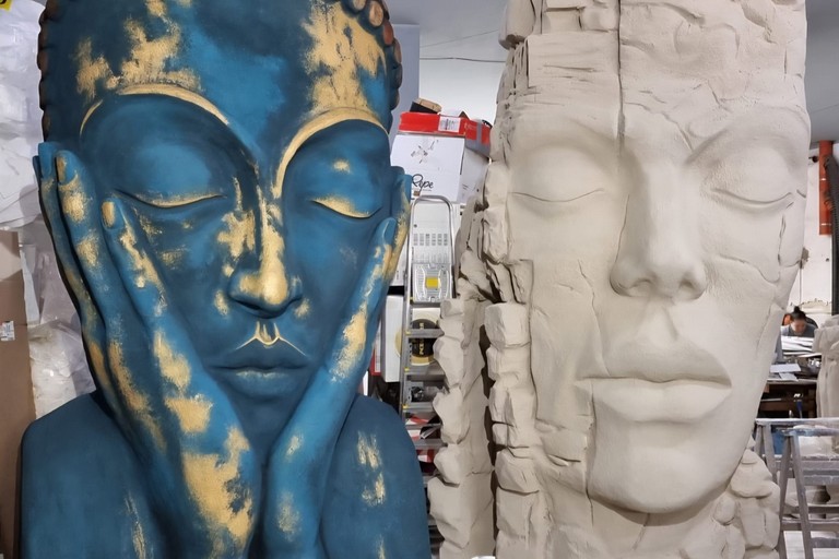 “Sangita”: la nuova opera d’arte che illumina Bisceglie